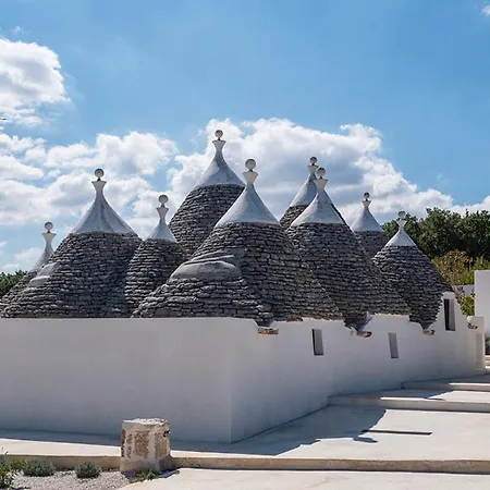 Trullo Santa Pazienza 6&3, Emma Villa Martina Franca