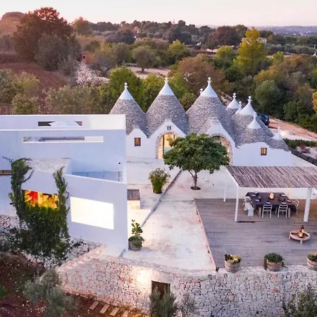Trullo Santa Pazienza 6&3, Emma