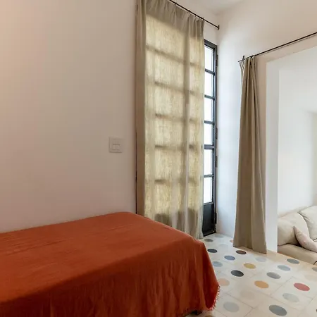 Trullo Santa Pazienza 6&3, Emma Villa *